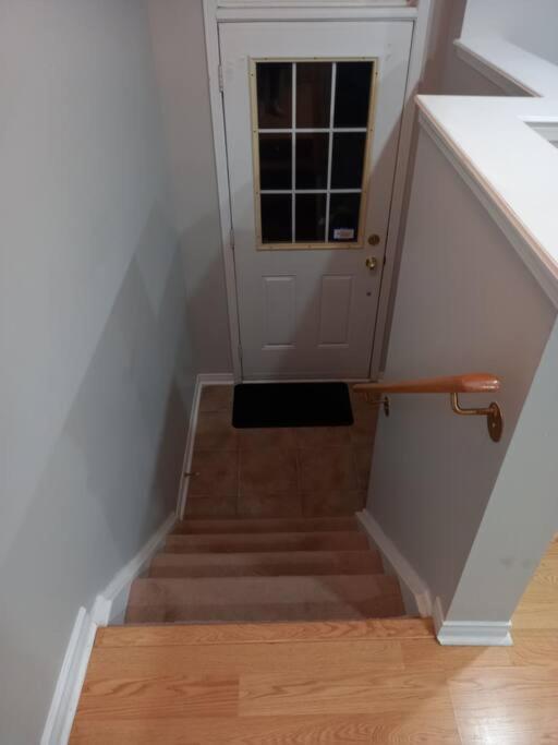 Adorable Private Suite In Ajax, Unique 2 Story エクステリア 写真